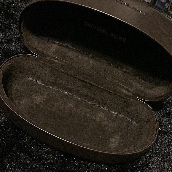 Michael Kors M3001s 780 Rose Gold Sunglasses - Picture 3 of 5